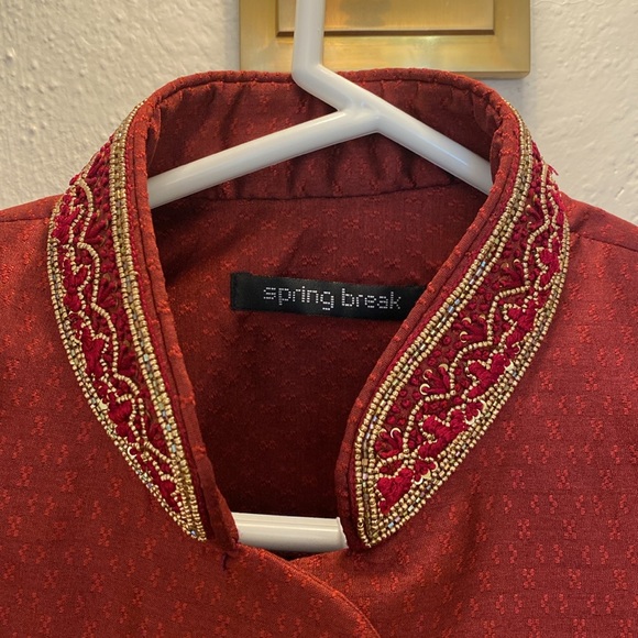 “Spring Break” Maroon Jacquard Embroidered Sherwani Set | Size XS - Picture 2 of 7
